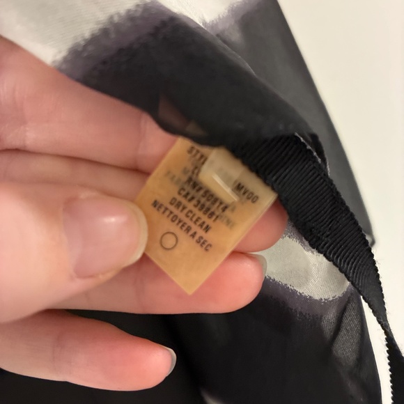 Elie Tahari Silk Top - Picture 4 of 5